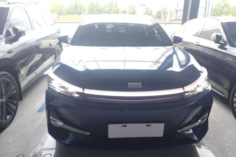 Used Geely Galaxy A7 2025 Model EM-i 150km Starship Edition Front