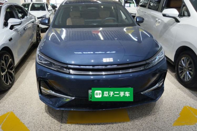 Used Geely Galaxy A7 2025 Model EM-i 150km Starship Edition Front