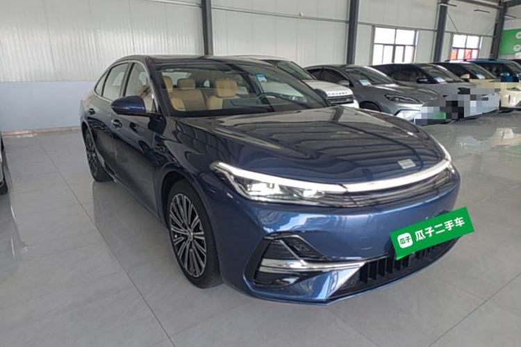 Used Geely Galaxy A7 2025 Model EM-i 150km Starship Edition Front Right 45 Deg