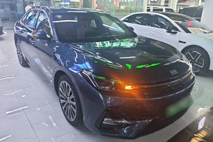 Used Geely Galaxy A7 2025 Model EM-i 150km Starship Edition Front Right 45 Deg
