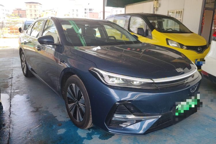 Used Geely Galaxy A7 2025 Model EM-i 150km Exploration+ Edition Front Right 45 Deg