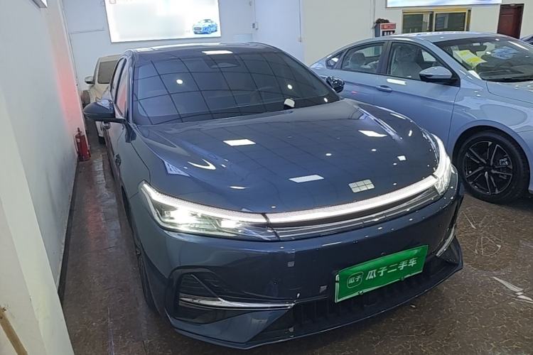 Used Geely Galaxy A7 2025 Model EM-i 150km Starship Edition Front Right 45 Deg