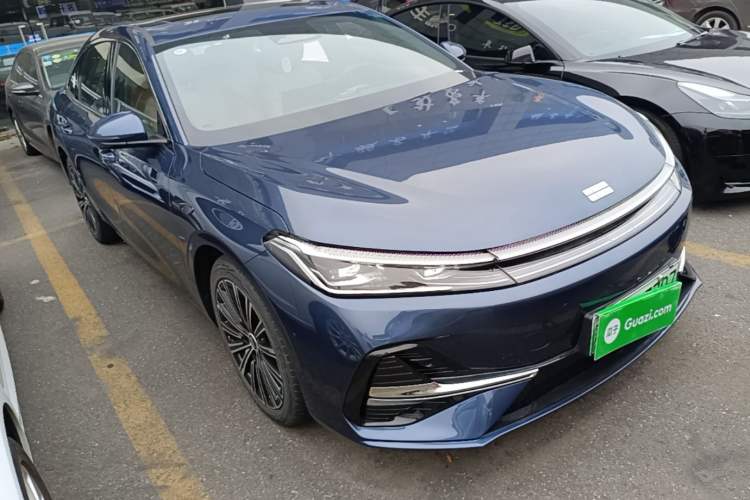 Used Geely Galaxy A7 2025 Model EM-i 150km Starship Edition Front Right 45 Deg