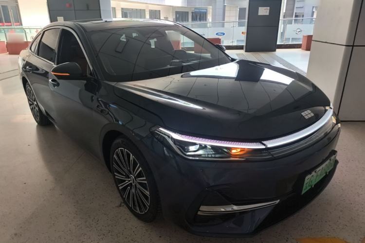 Used Geely Galaxy A7 2025 Model EM-i 150km Starship Edition Front Right 45 Deg