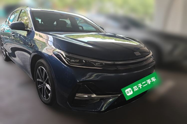 Used Geely Galaxy A7 2025 Model EM-i 70km Launch Edition Front Right 45 Deg