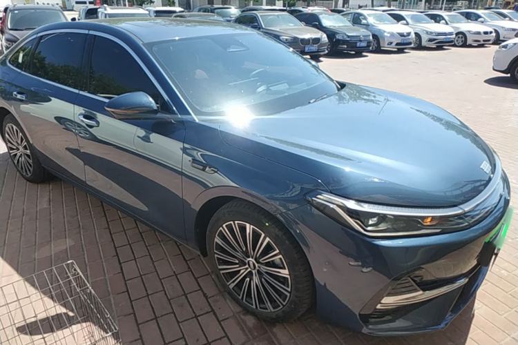 Used Geely Galaxy A7 2025 Model EM-i 150km Starship Edition Front Right 45 Deg