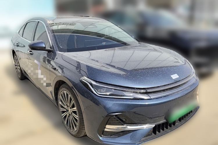 Used Geely Galaxy A7 2025 Model EM-i 150km Starship Edition Front Right 45 Deg