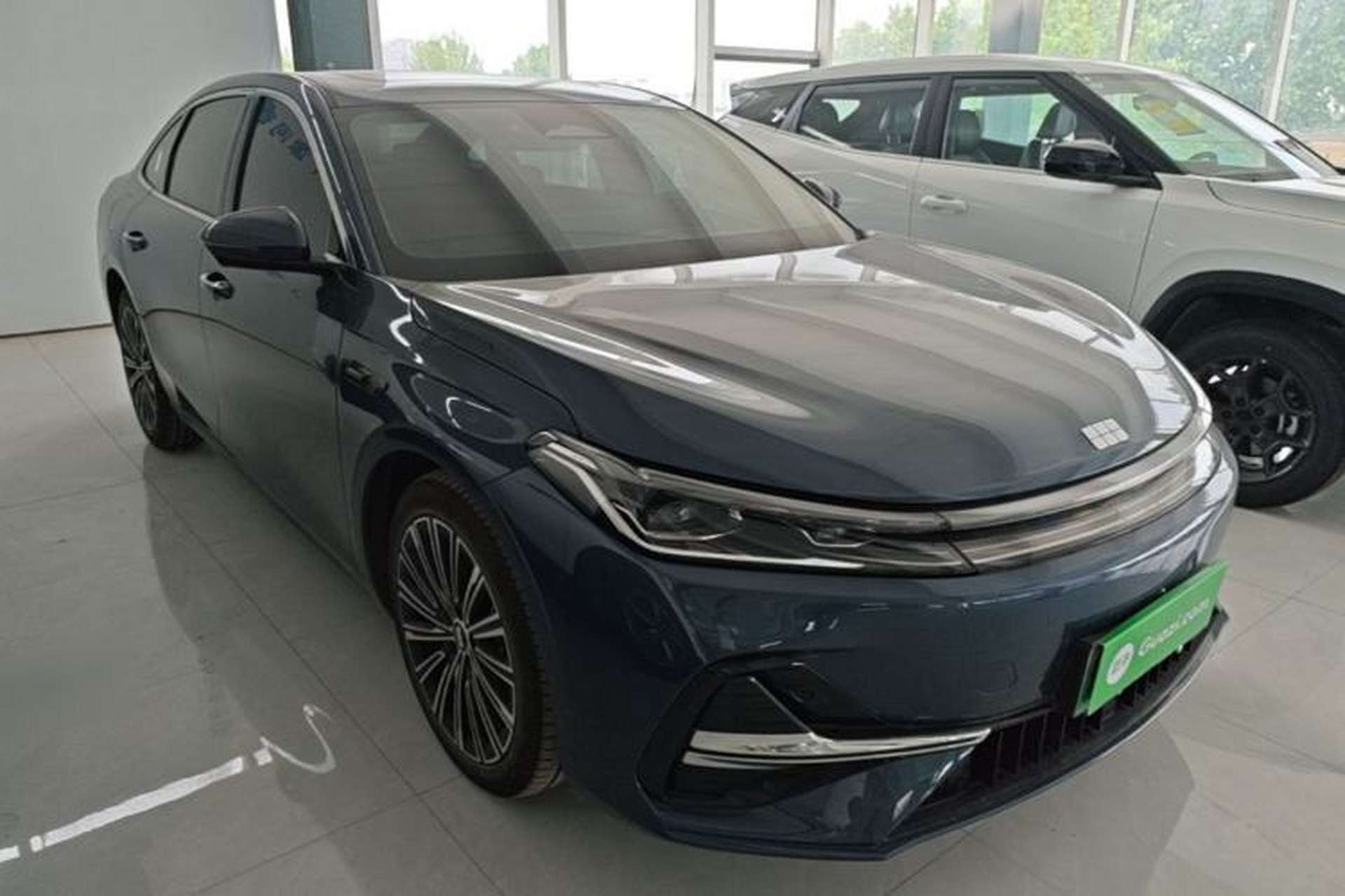 Used Geely Galaxy A7 2025 Model EM-i 150km Starship Edition Front Right 45 Deg