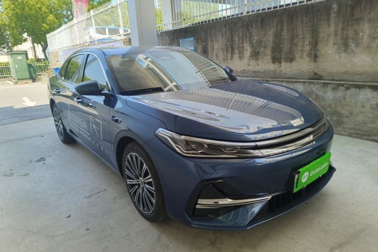 Used Geely Galaxy A7 2025 Model EM-i 150km Starship Edition Front Right 45 Deg