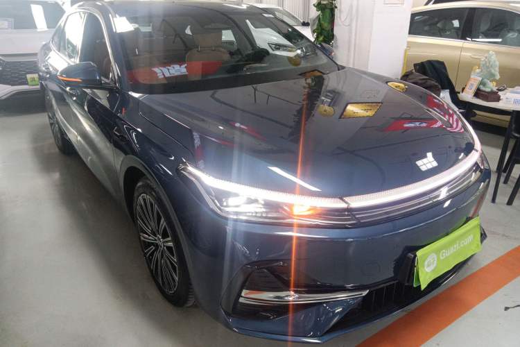 Used Geely Galaxy A7 2025 Model EM-i 150km Starship Edition Front Right 45 Deg