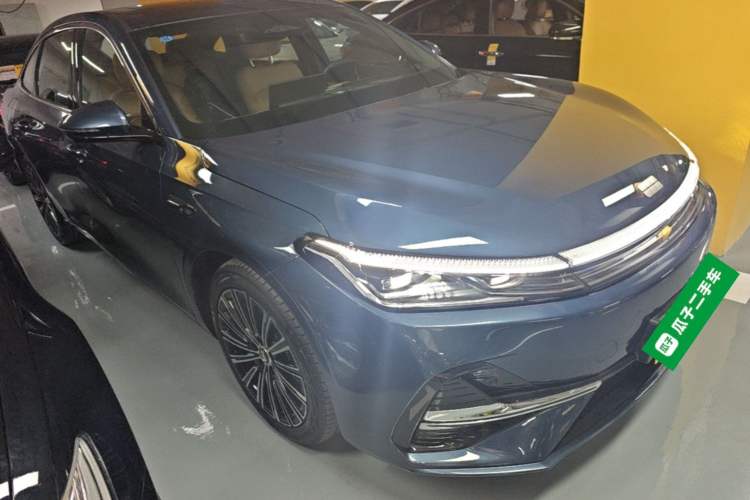 Used Geely Galaxy A7 2025 Model EM-i 150km Starship Edition Front Right 45 Deg