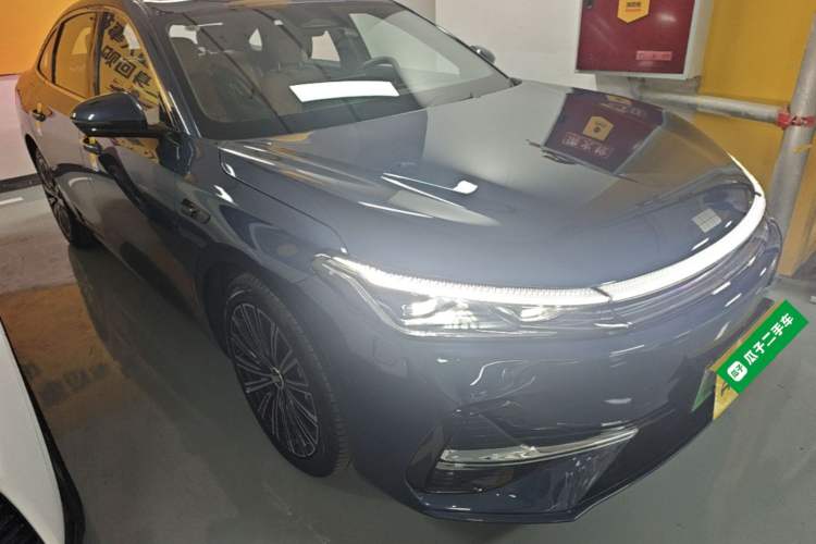 Used Geely Galaxy A7 2025 Model EM-i 150km Starship Edition Front Right 45 Deg