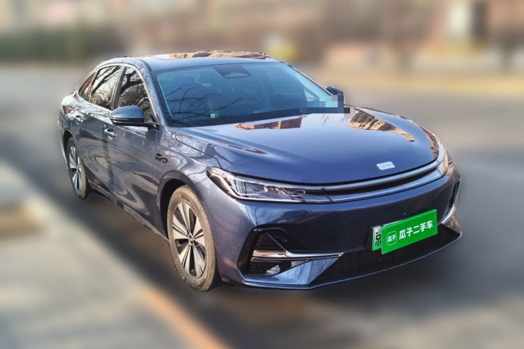 Used Geely Galaxy A7 2025 Model EM-i 150km Exploration+ Edition Front Right 45 Deg