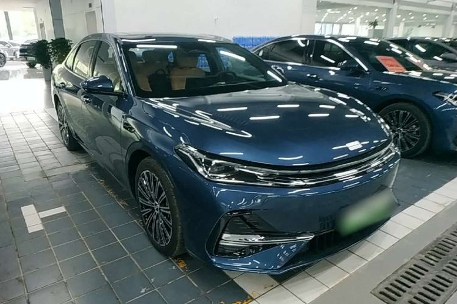 Used Geely Galaxy A7 2025 Model EM-i 150km Starship Edition Front Right 45 Deg