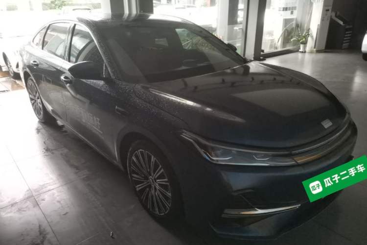 Used Geely Galaxy A7 2025 Model EM-i 150km Starship Edition Front Right 45 Deg