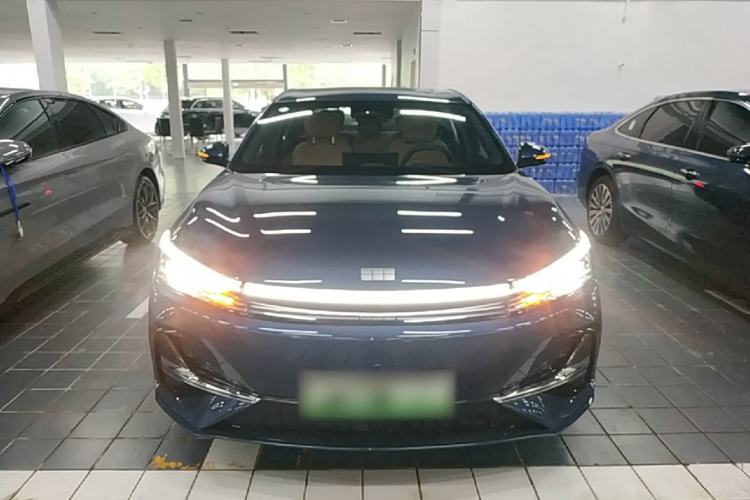 Used Geely Galaxy A7 2025 Model EM-i 150km Starship Edition Front