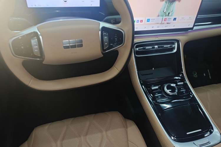 Used Geely Galaxy A7 2025 Model EM-i 150km Starship Edition Gear Lever