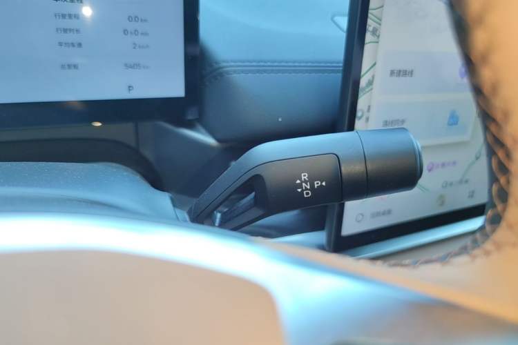Used Geely Galaxy A7 2025 Model EM-i 150km Starship Edition Gear Lever