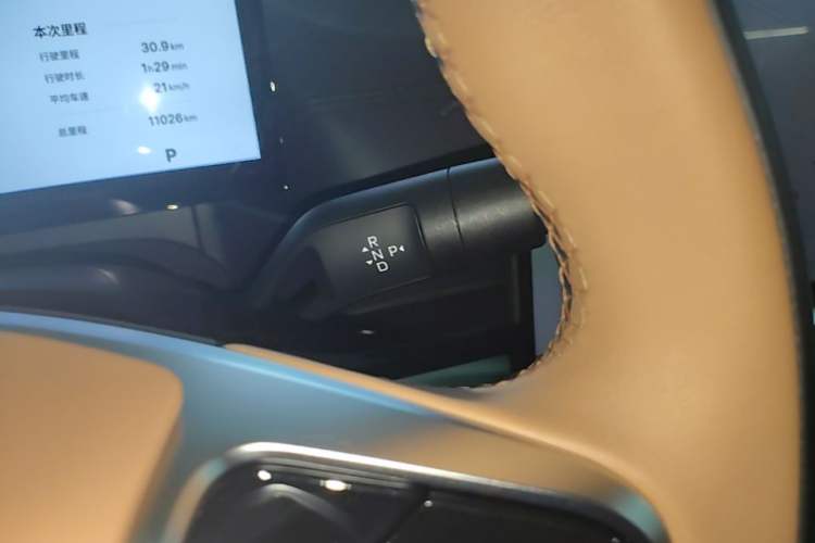 Used Geely Galaxy A7 2025 Model EM-i 150km Starship Edition Gear Lever