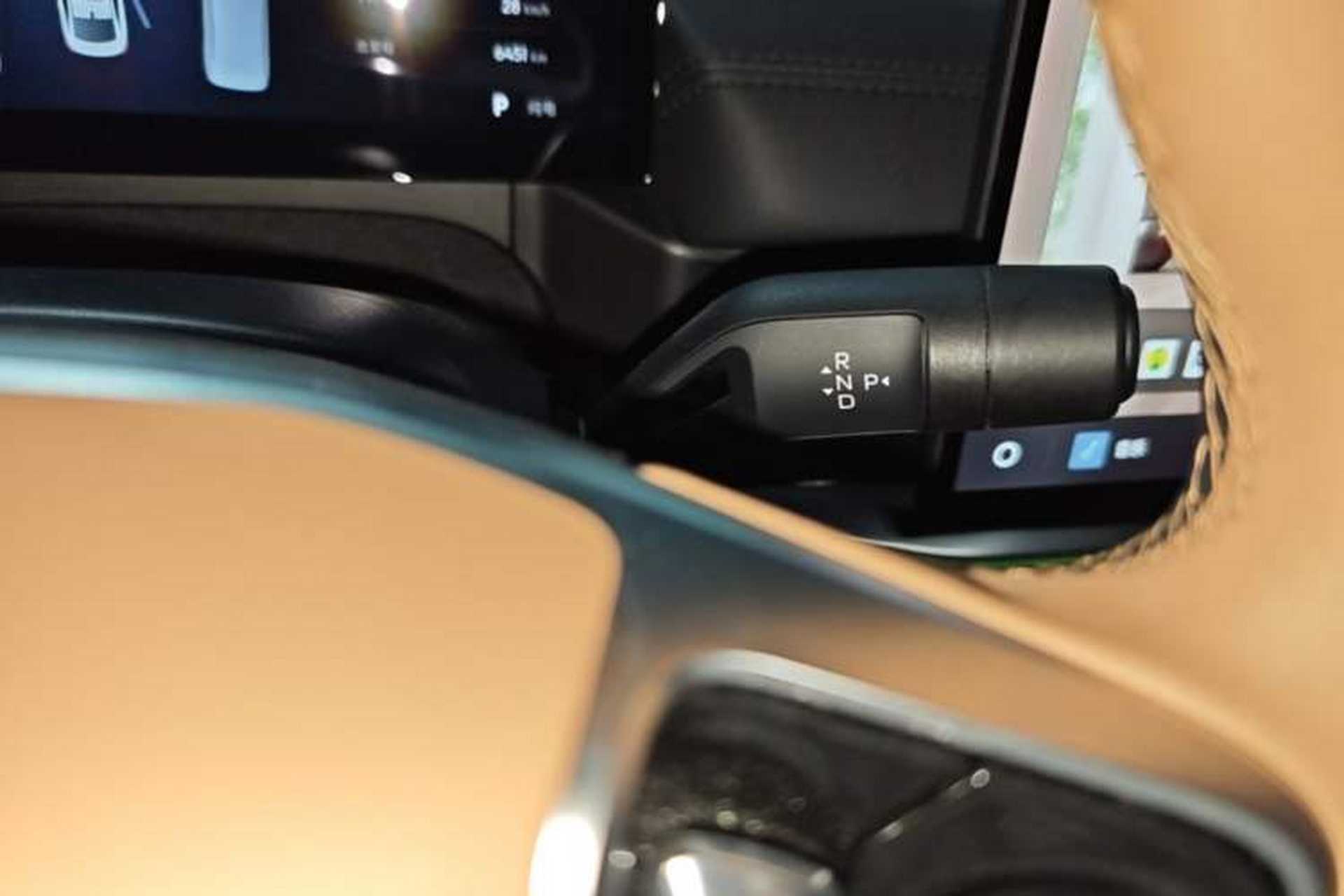 Used Geely Galaxy A7 2025 Model EM-i 150km Starship Edition Gear Lever