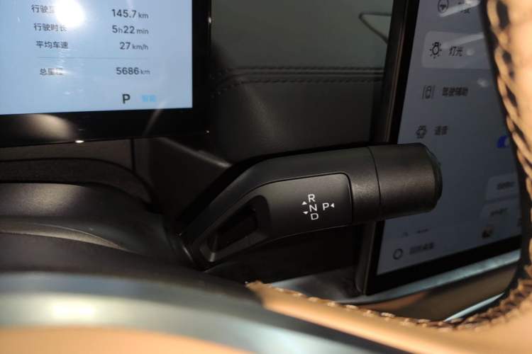 Used Geely Galaxy A7 2025 Model EM-i 150km Starship Edition Gear Lever