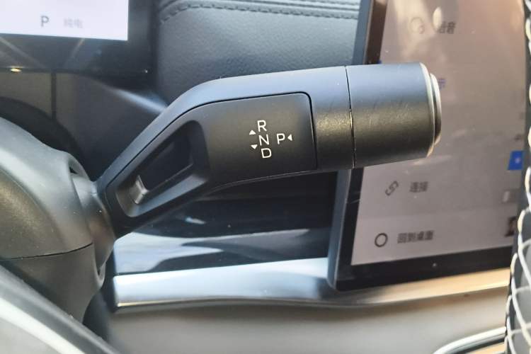 Used Geely Galaxy A7 2025 Model EM-i 150km Exploration+ Edition Gear Lever