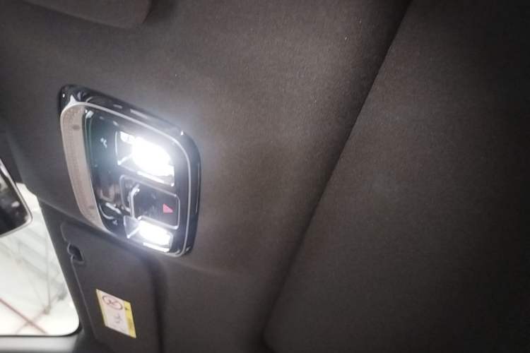 Used Geely Galaxy A7 2025 Model EM-i 150km Starship Edition Headliner