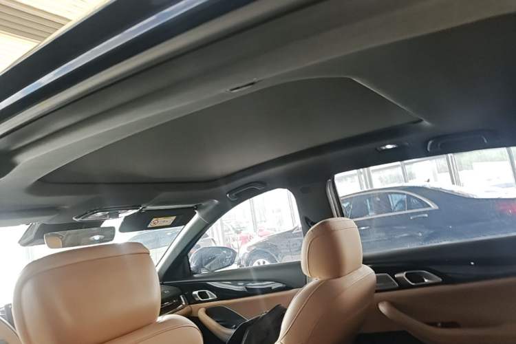 Used Geely Galaxy A7 2025 Model EM-i 150km Starship Edition Headliner