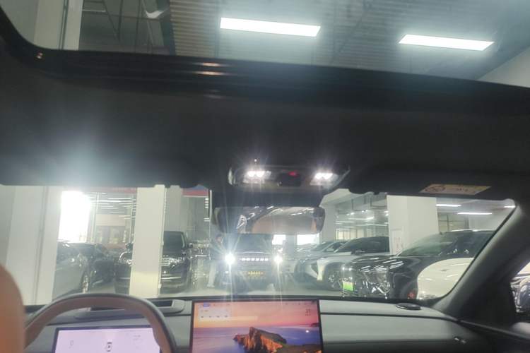 Used Geely Galaxy A7 2025 Model EM-i 150km Starship Edition Headliner