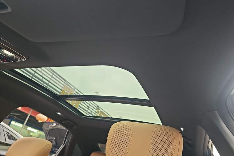 Used Geely Galaxy A7 2025 Model EM-i 150km Exploration+ Edition Headliner