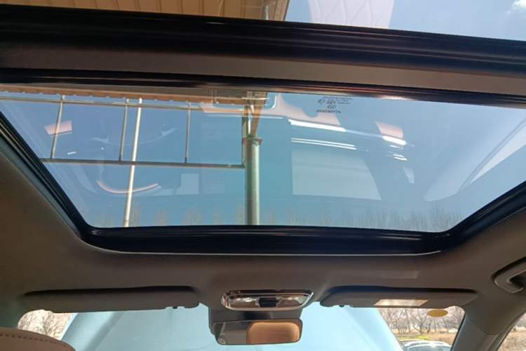 Used Geely Galaxy A7 2025 Model EM-i 150km Starship Edition Headliner