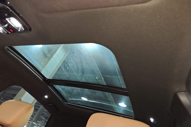 Used Geely Galaxy A7 2025 Model EM-i 150km Starship Edition Headliner