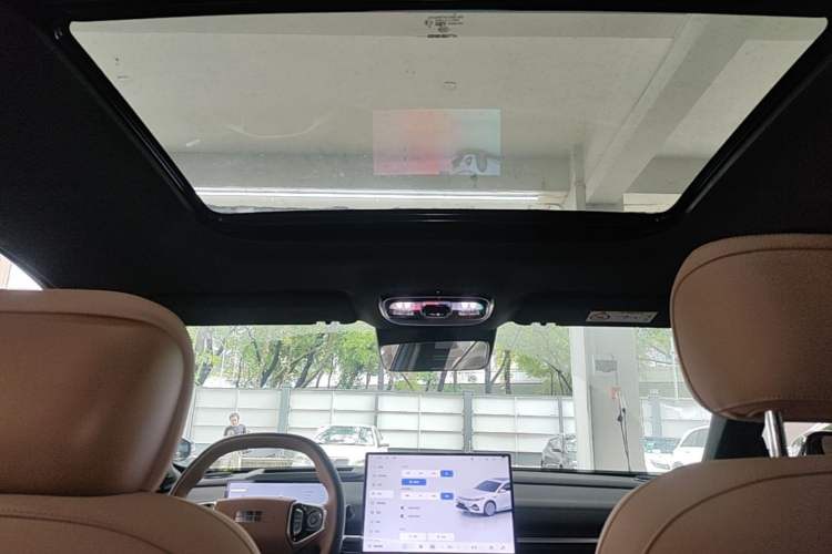 Used Geely Galaxy A7 2025 Model EM-i 150km Starship Edition Headliner