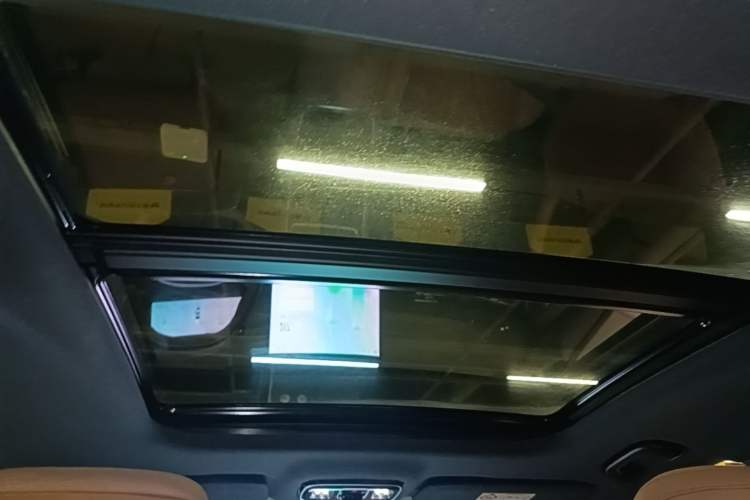 Used Geely Galaxy A7 2025 Model EM-i 150km Starship Edition Headliner