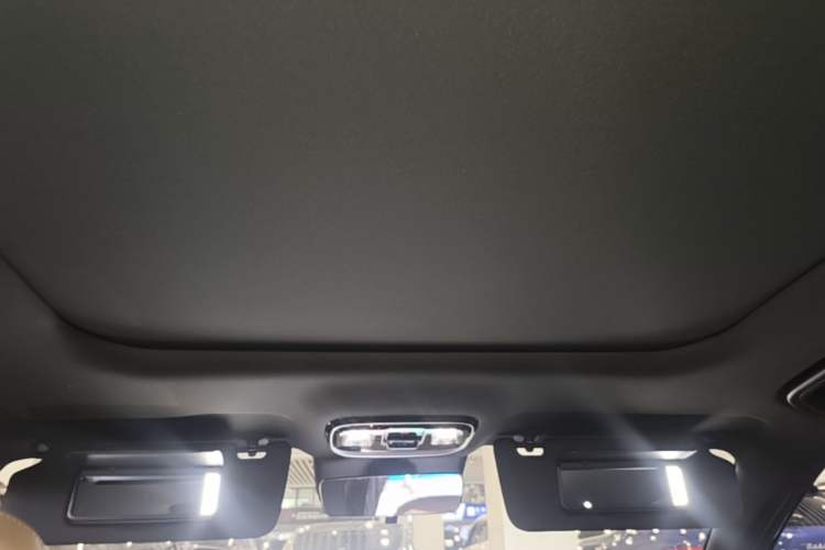 Used Geely Galaxy A7 2025 Model EM-i 150km Starship Edition Headliner