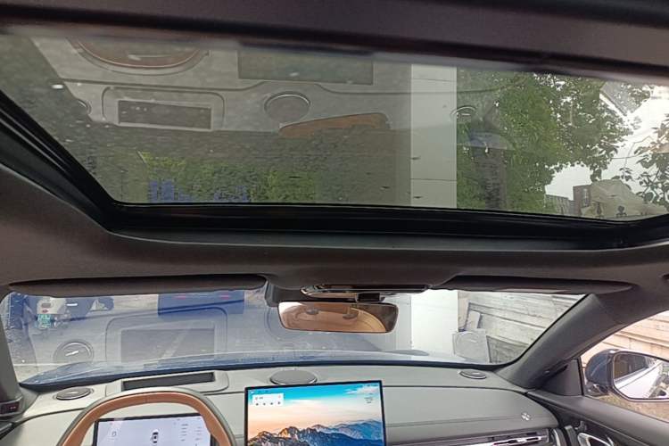 Used Geely Galaxy A7 2025 Model EM-i 150km Starship Edition Headliner