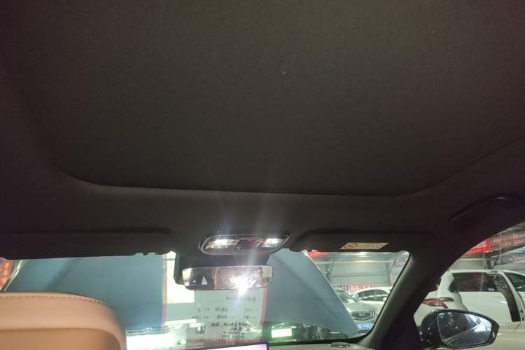 Used Geely Galaxy A7 2025 Model EM-i 150km Starship Edition Headliner