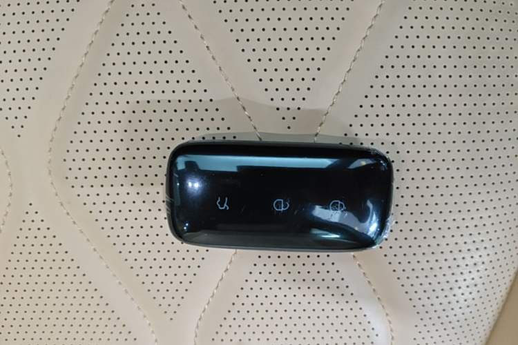 Used Geely Galaxy A7 2025 Model EM-i 150km Starship Edition Interior 1