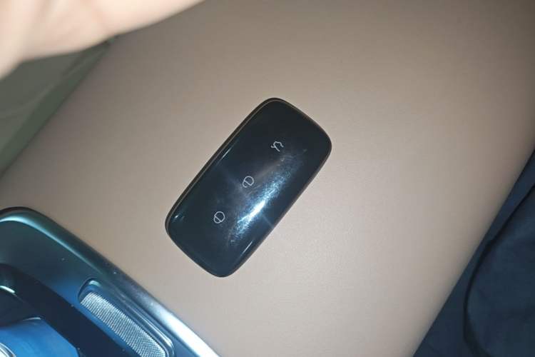 Used Geely Galaxy A7 2025 Model EM-i 150km Starship Edition Interior 1