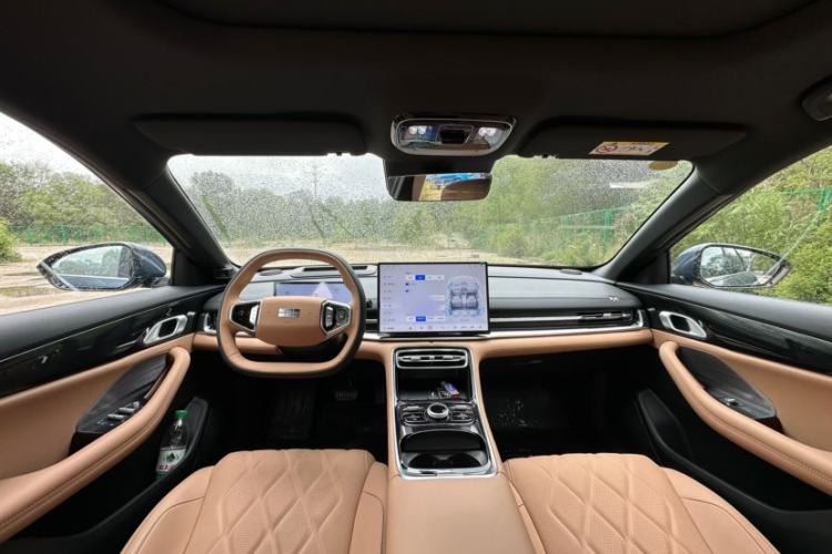 Used Geely Galaxy A7 2025 Model EM-i 150km Exploration+ Edition Interior 1