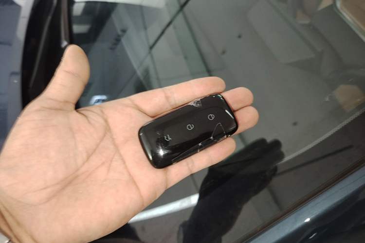 Used Geely Galaxy A7 2025 Model EM-i 150km Starship Edition Interior 1