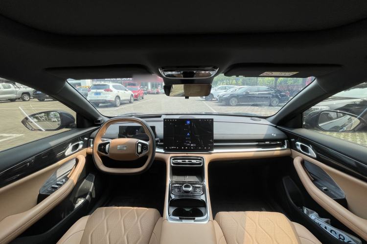 Used Geely Galaxy A7 2025 Model EM-i 150km Starship Edition Interior 1