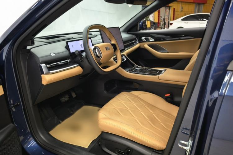 Used Geely Galaxy A7 2025 Model EM-i 150km Exploration+ Edition Interior 1