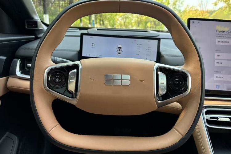 Used Geely Galaxy A7 2025 Model EM-i 150km Starship Edition Interior 10
