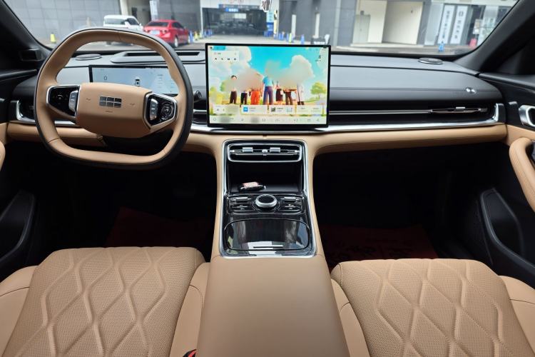 Used Geely Galaxy A7 2025 Model EM-i 150km Starship Edition Interior 2
