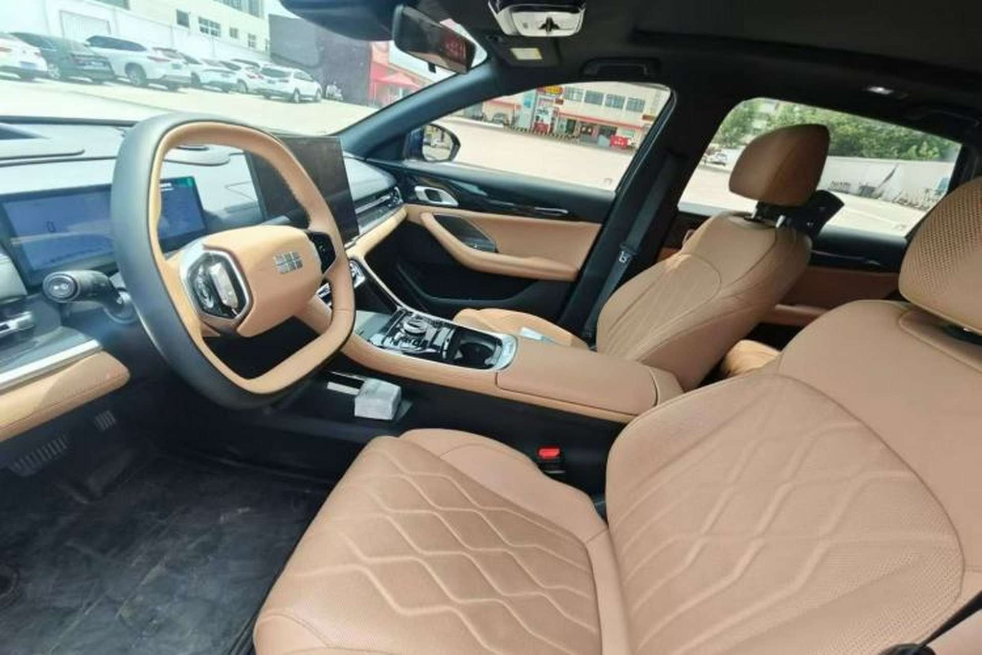 Used Geely Galaxy A7 2025 Model EM-i 150km Starship Edition Interior 3