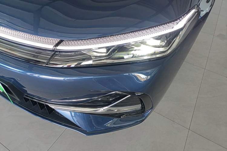 Used Geely Galaxy A7 2025 Model EM-i 150km Starship Edition Left Front Headlight