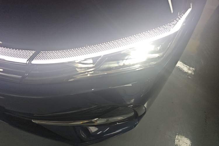 Used Geely Galaxy A7 2025 Model EM-i 150km Starship Edition Left Front Headlight