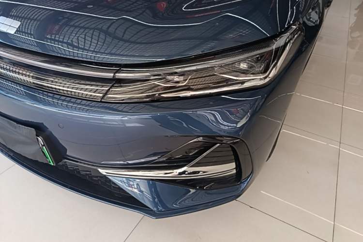 Used Geely Galaxy A7 2025 Model EM-i 150km Starship Edition Left Front Headlight