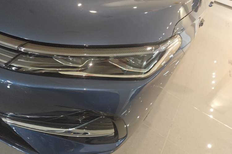 Used Geely Galaxy A7 2025 Model EM-i 150km Starship Edition Left Front Headlight
